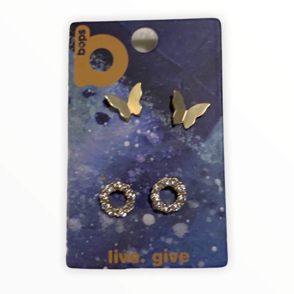 5/$20 Bops Butterfly Earrings Set - Picture 2 of 7